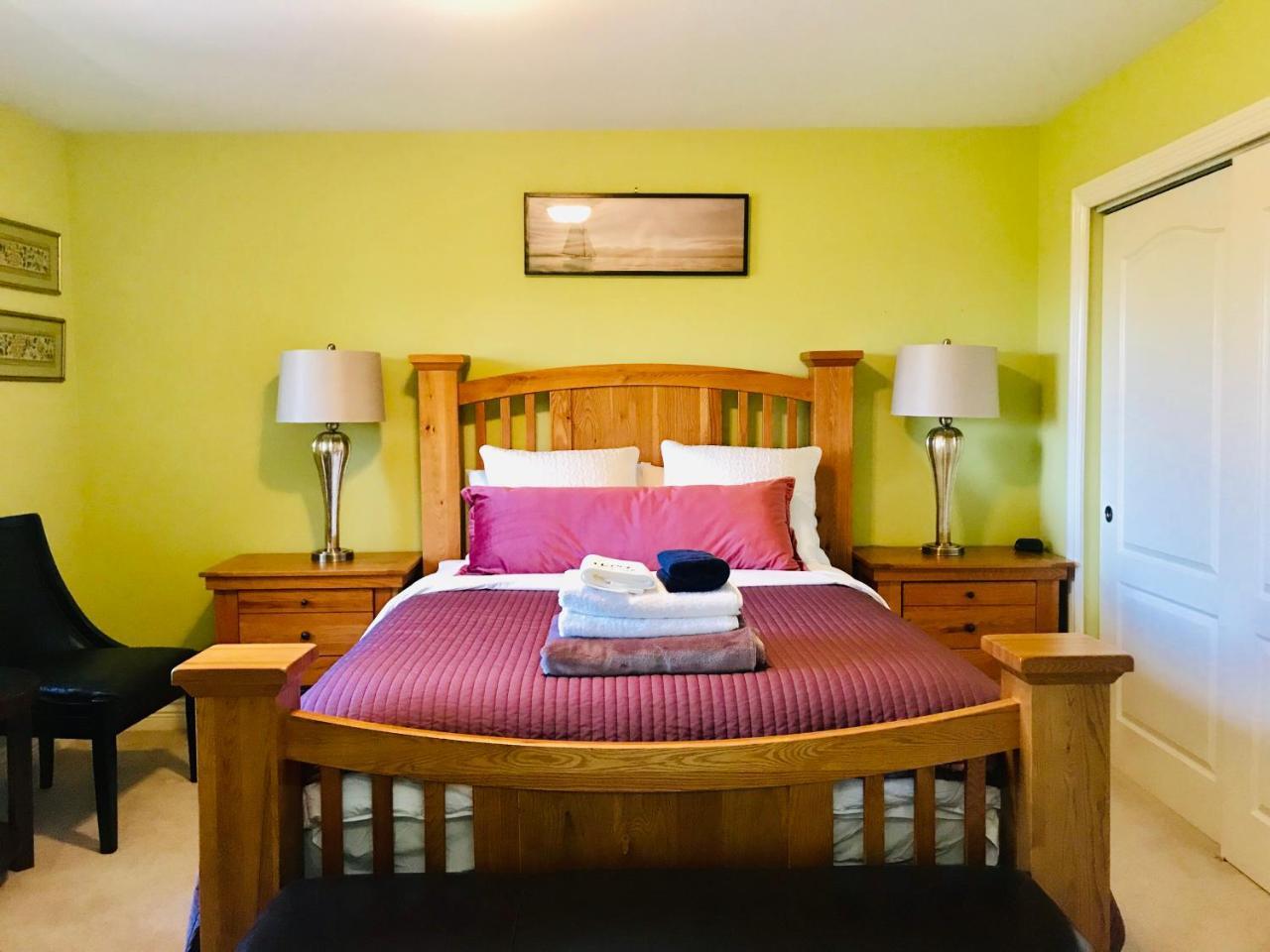 Cedar Manor Bed And Breakfast Pitt Meadows Εξωτερικό φωτογραφία