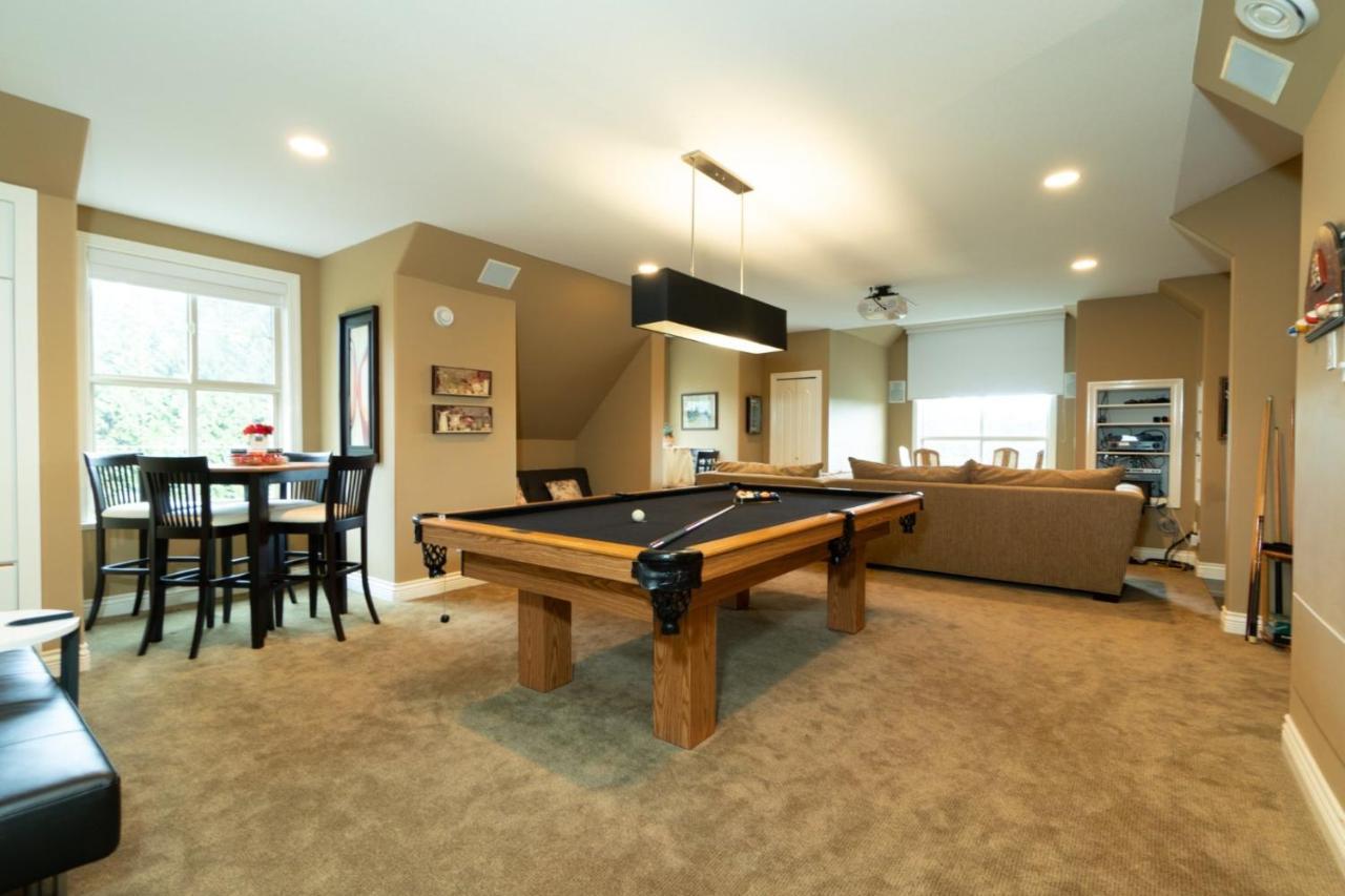 Cedar Manor Bed And Breakfast Pitt Meadows Εξωτερικό φωτογραφία