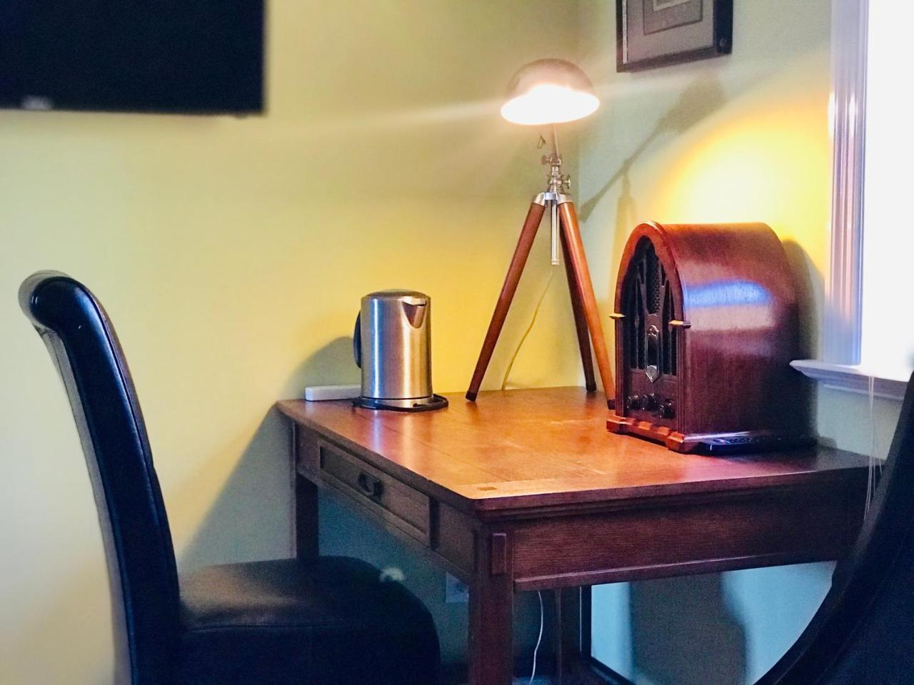 Cedar Manor Bed And Breakfast Pitt Meadows Εξωτερικό φωτογραφία